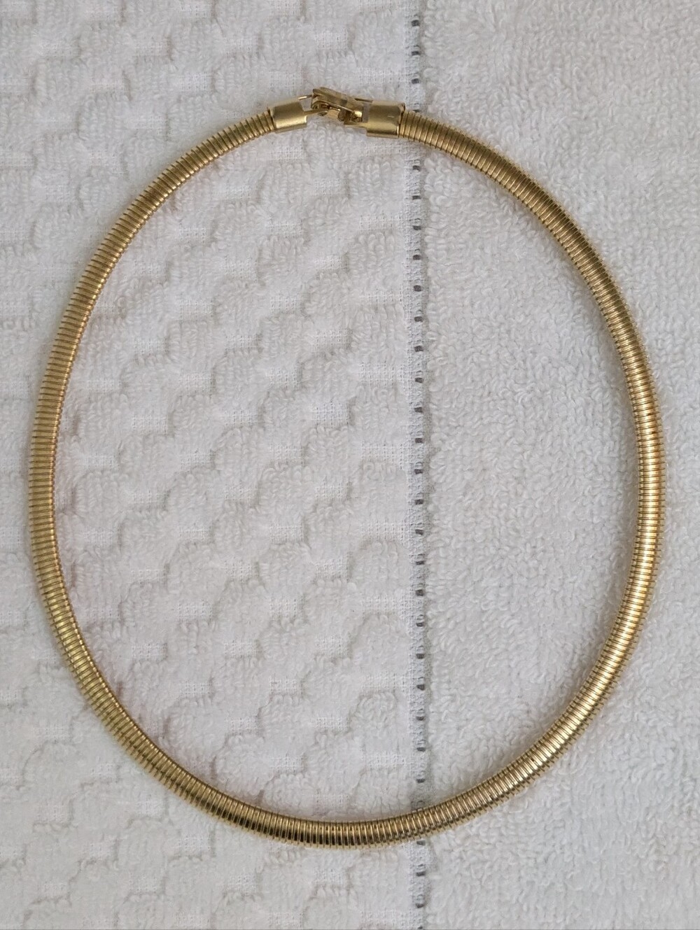 Gold Tone Herringbone Collar Necklace - Elegant Women's Jewelry
